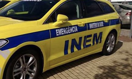 Homem de 25 anos ferido após despiste de trator em Lousada