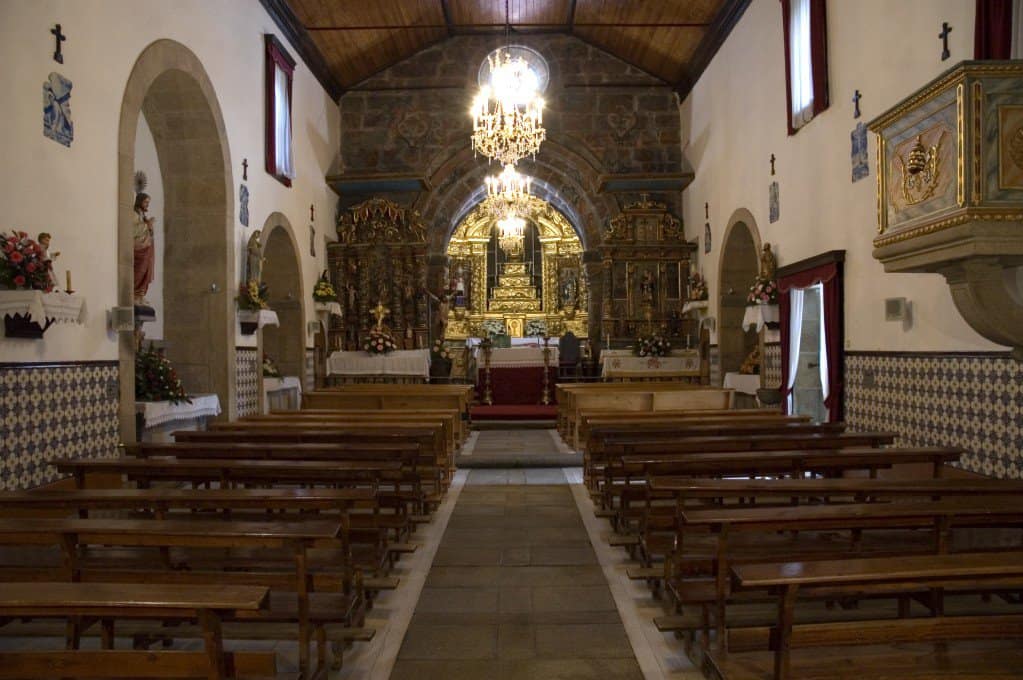 Penafiel: Igreja de São Pedro de Abragão acolhe recital de poesia e música