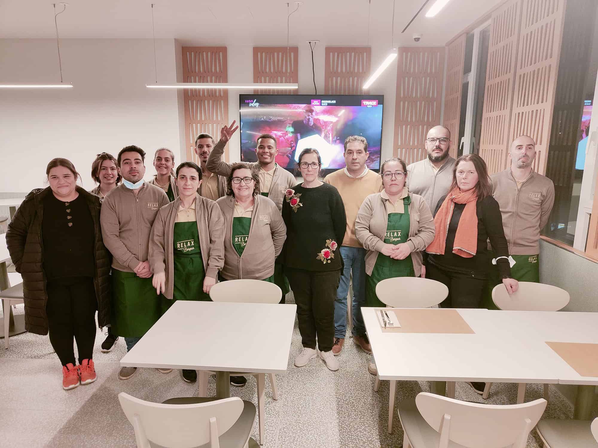 Relax Burguer reabre 'renovado' para servir mais e melhor os seus clientes