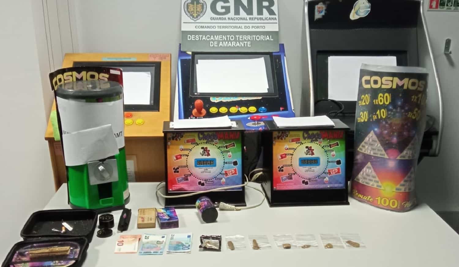 GNR realiza operação de combate ao tráfico de estupefacientes e à exploração de jogo ilegal em Amarante e Marco de Canaveses