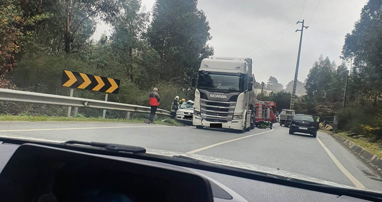 Acidente faz um ferido em Marco de Canaveses