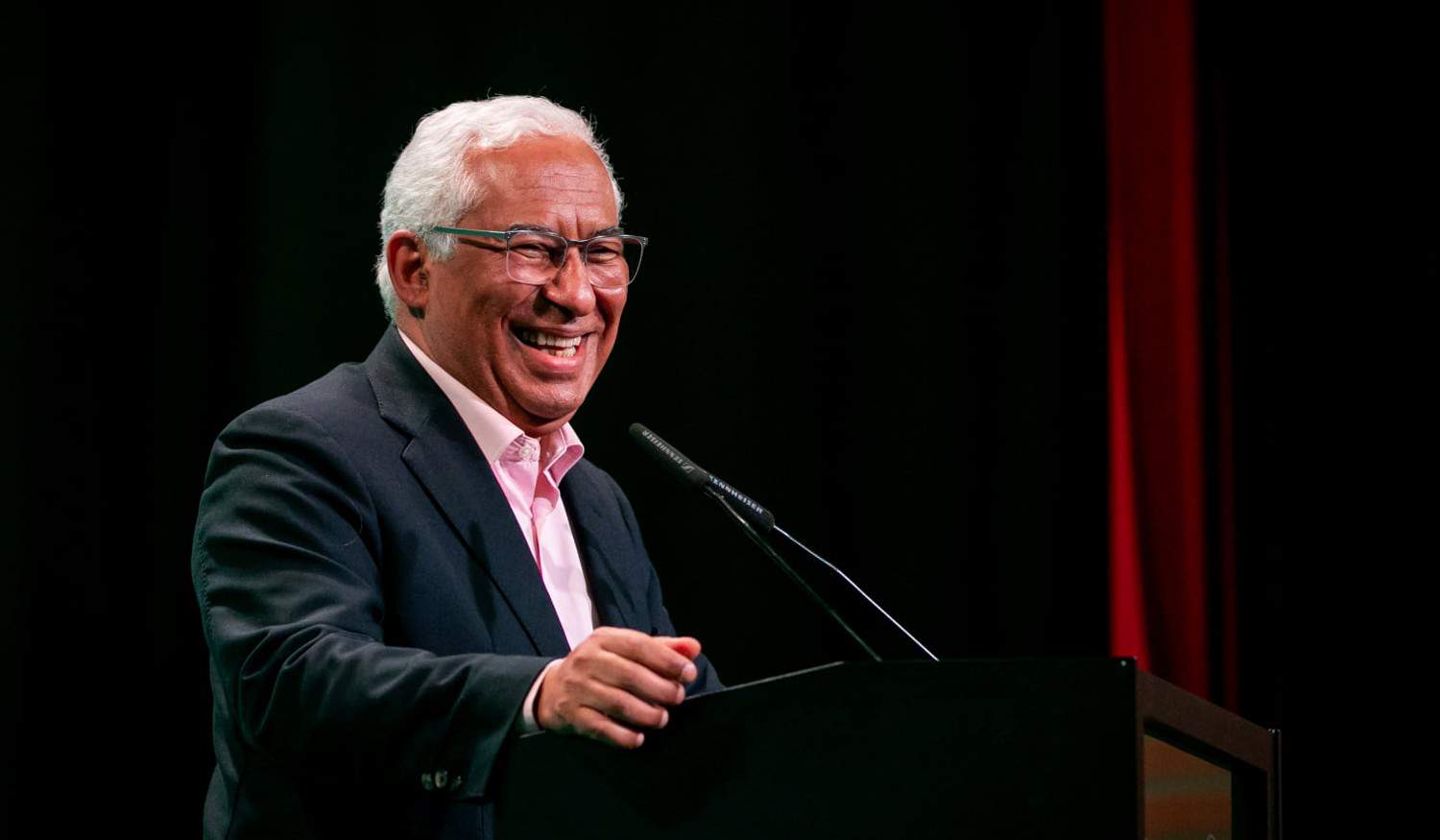 António Costa prevê aumento de 5,1% nos salários da administração pública em 2023