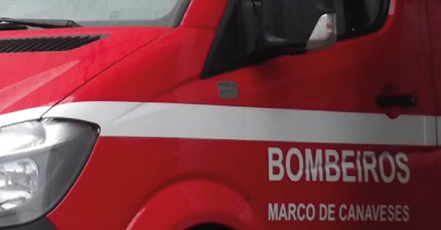 Um ferido numa colisão de dois carros em Marco de Canaveses