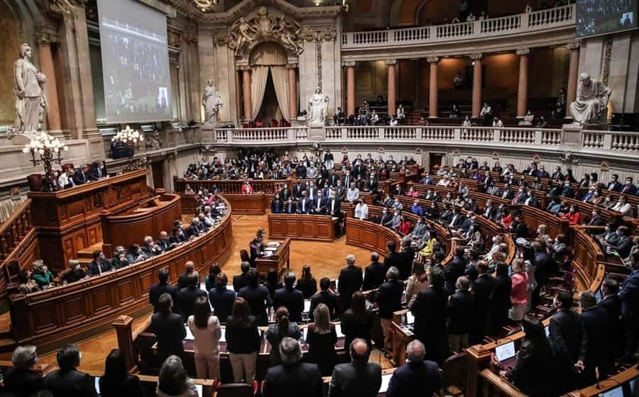 Parlamento aprovou legalização da eutanásia