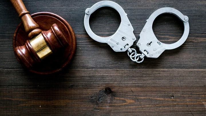 Detido jovem de 19 anos suspeito da prática de crimes de homicídio qualificado na forma tentada em Paredes