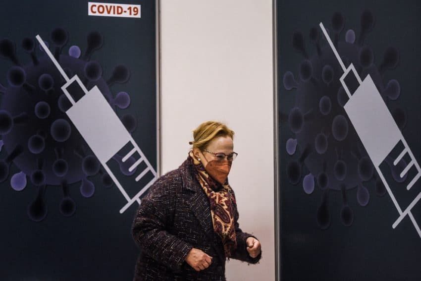 COVID-19: Graça Freitas admite possibilidade do fim do isolamento para casos assintomáticos