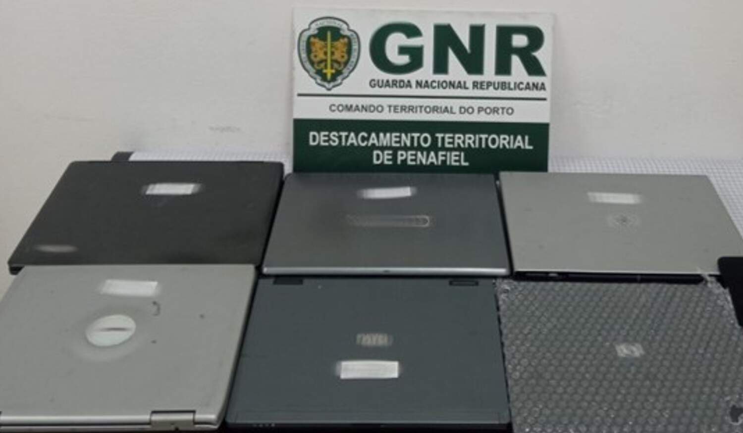 Jovem de 28 anos constituído arguido por crimes de burla