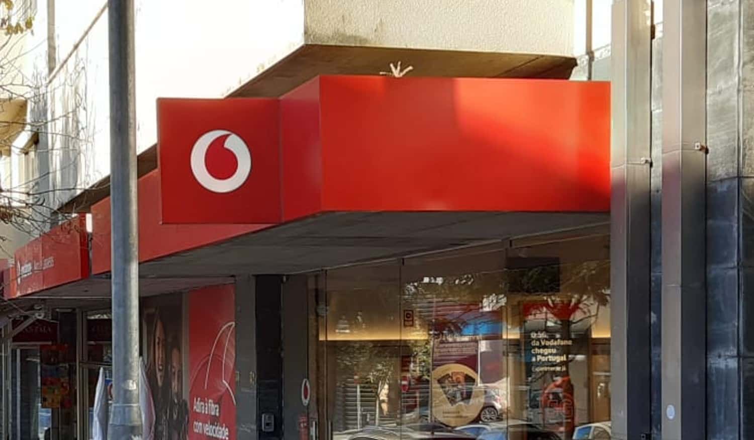 Presidente da Vodafone Portugal diz que recuperação dos dados móveis (4G) pode acontecer na tarde desta terça-feira