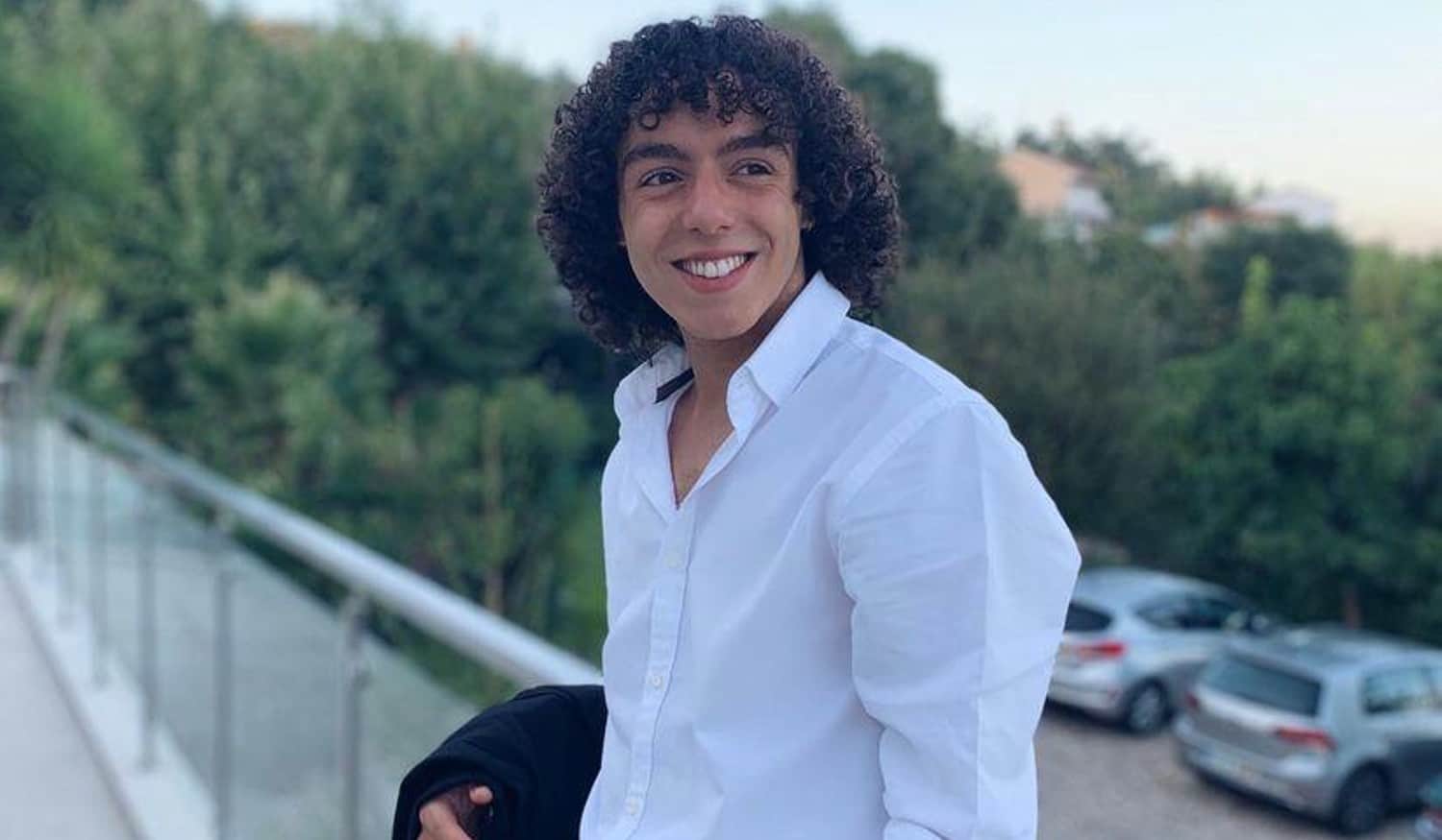 Dos palcos do "The Voice Kids" à experiência em Paris, Carlos Pinheiro expressa a paixão pela música