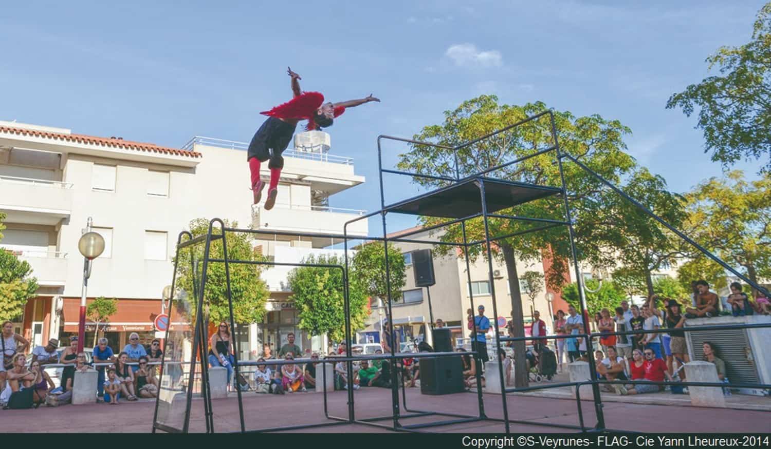 Ciclo de Circo Contemporâneo no Património vai passar pela região até ao final do mês