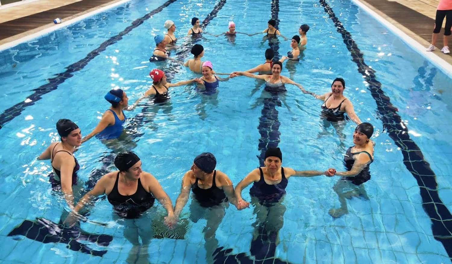 Celorico de Basto organizou aula de hidroginástica para celebrar a Mulher