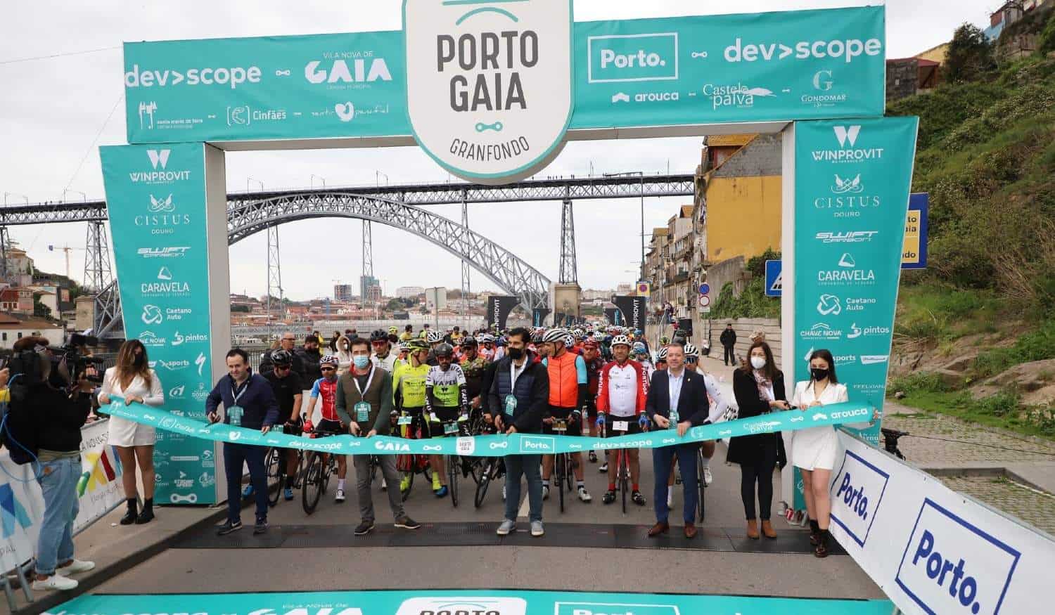 Atleta de equipa de Paredes venceu Porto Gaia Granfondo