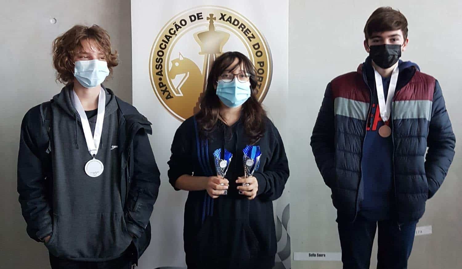 Alunos da Escola Secundária de Felgueiras participaram em campeonatos distritais de xadrez