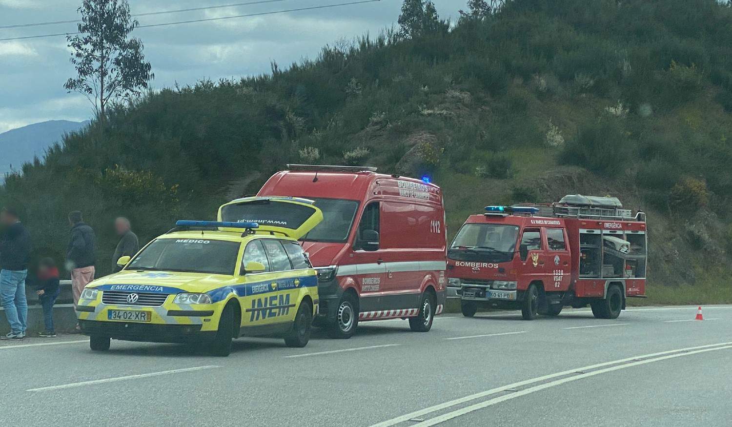 Dois homens feridos em despiste na variante que liga Marco de Canaveses a Baião