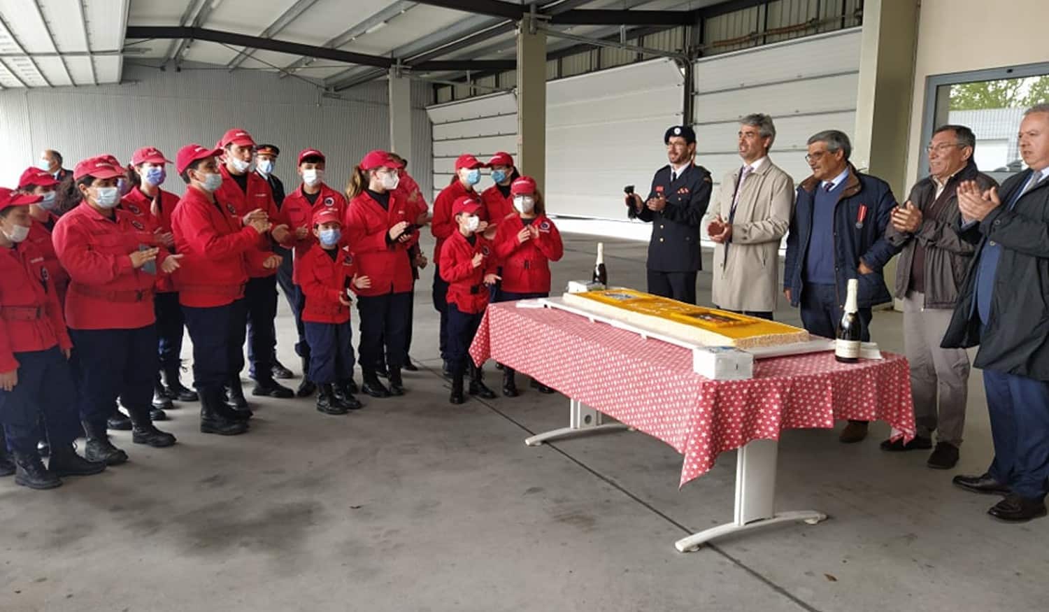 Bombeiros de Vila Meã celebraram 41 anos com a inauguração do Centro de Formação