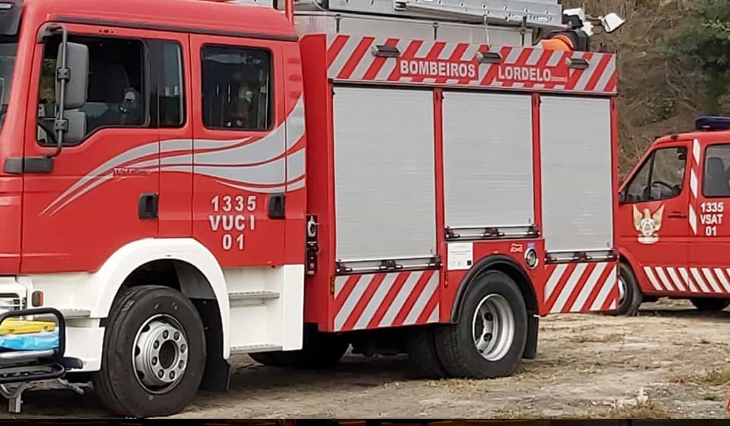 Meio aéreo ajuda no combate a incêndio que deflagrou em Paredes