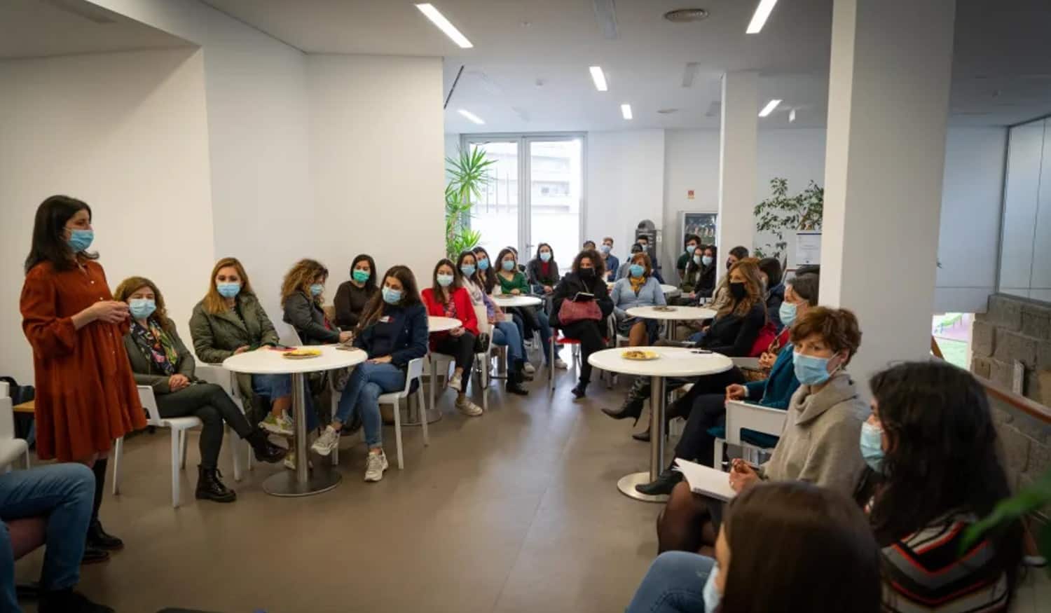 Alunos de Felgueiras participaram em debate sobre o "bem-estar emocional do estudante"