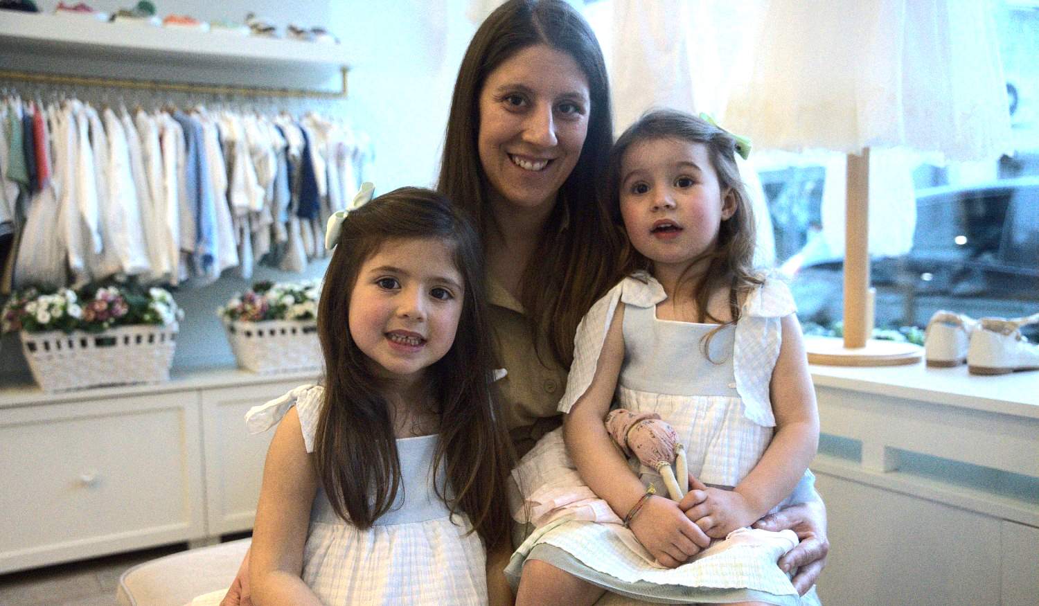 Dia da Mãe: Filipa Santos dedica-se à Maria Chica sempre com as filhas 'no coração'