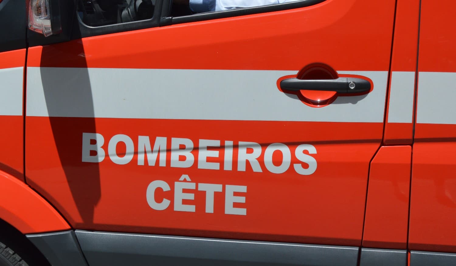 Incêndio em habitação deixa idoso desalojado em Paredes