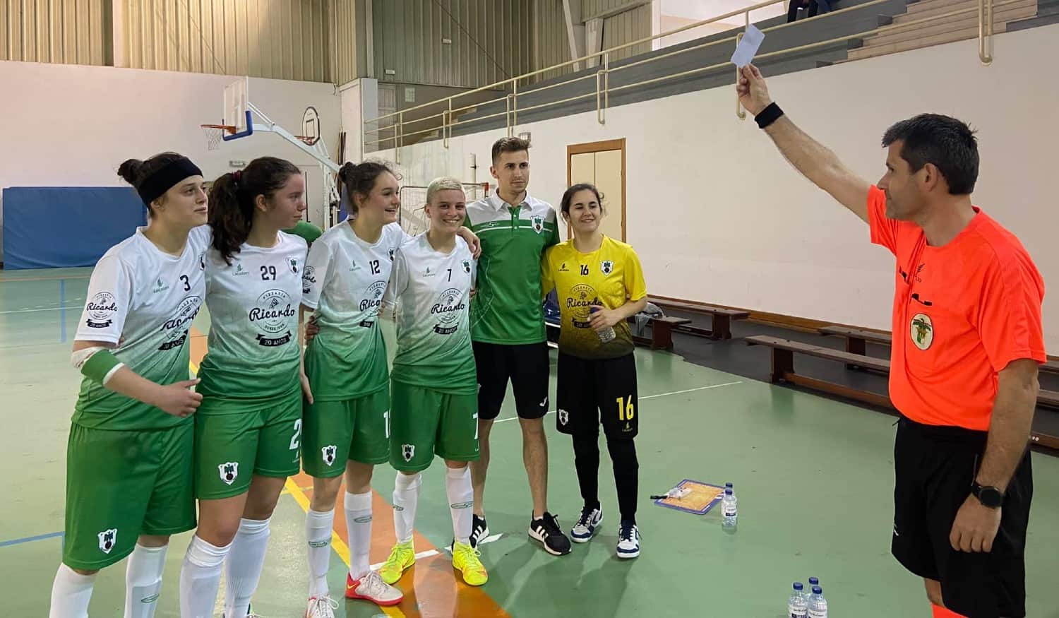 Penafiel: Equipa de futsal feminino FC Águias de Santa Marta recebe cartão branco