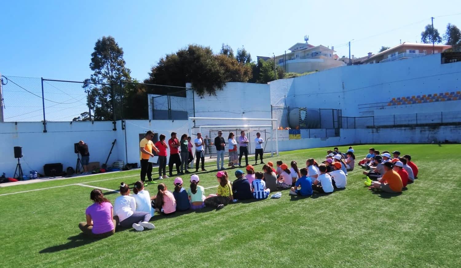 Alunos de Cinfães participam em encontro interconcelhio de andebol