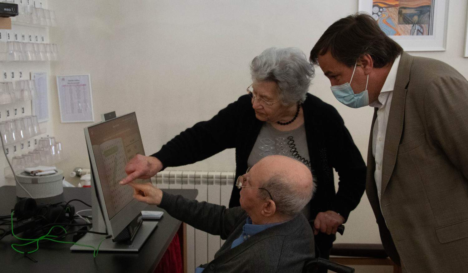 Dia Municipal Sénior: IPSS de Paços de Ferreira estão equipadas com computadores e programas interativos