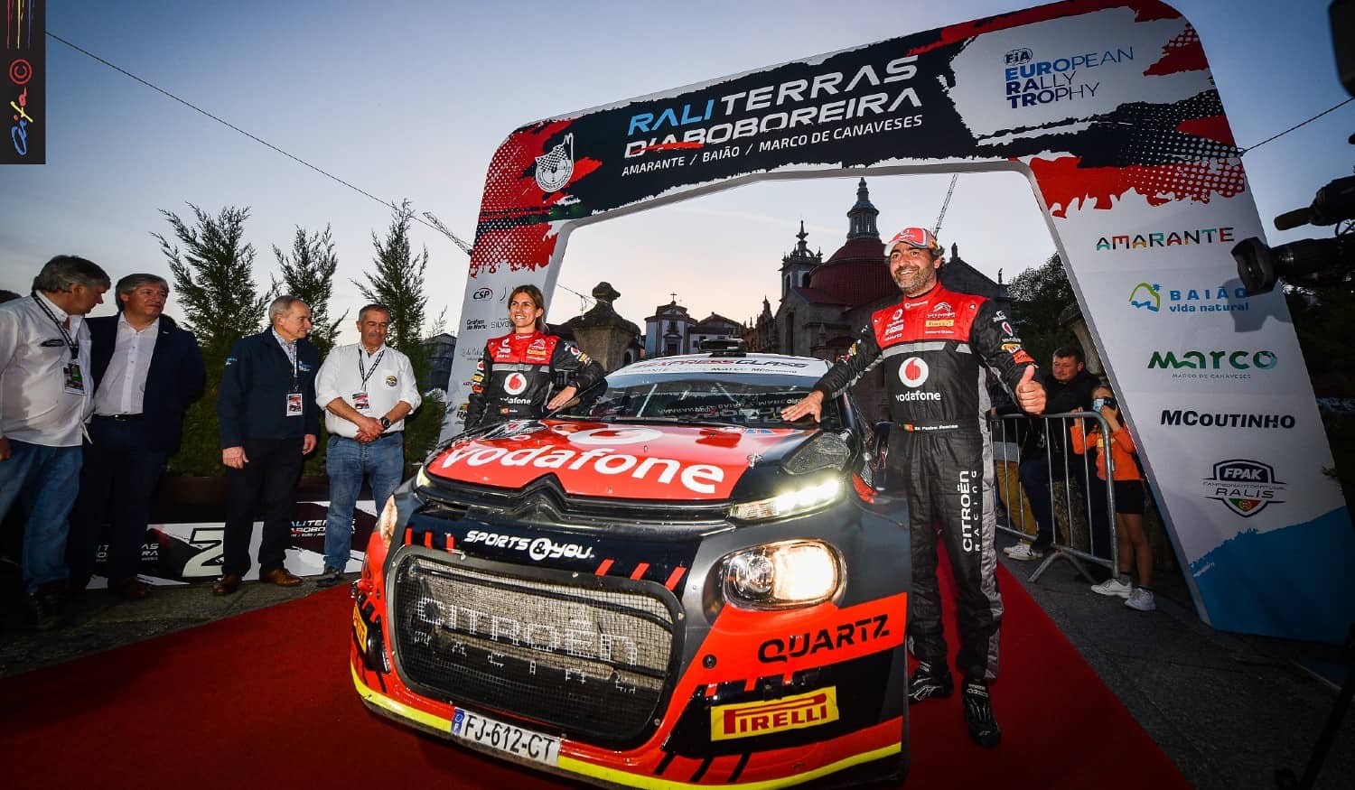 José Pedro Fontes e Inês Ponte vão lutar pelo lugar de "melhor equipa portuguesa" no Vodafone Rally de Portugal