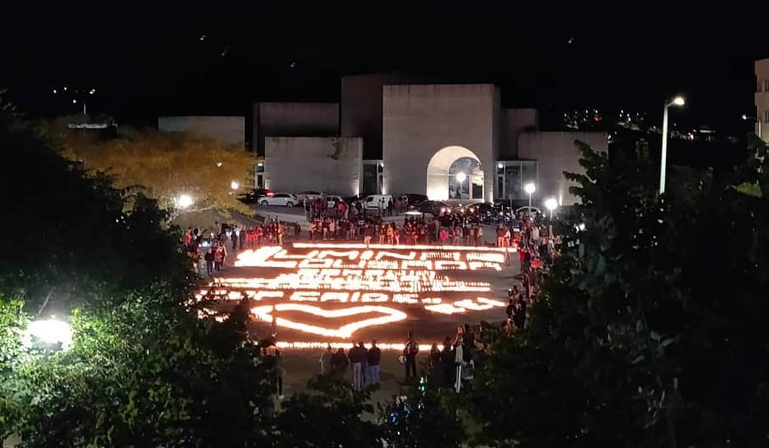 Lousada: 10 mil "velas solidárias" iluminam Praça das Pocinhas