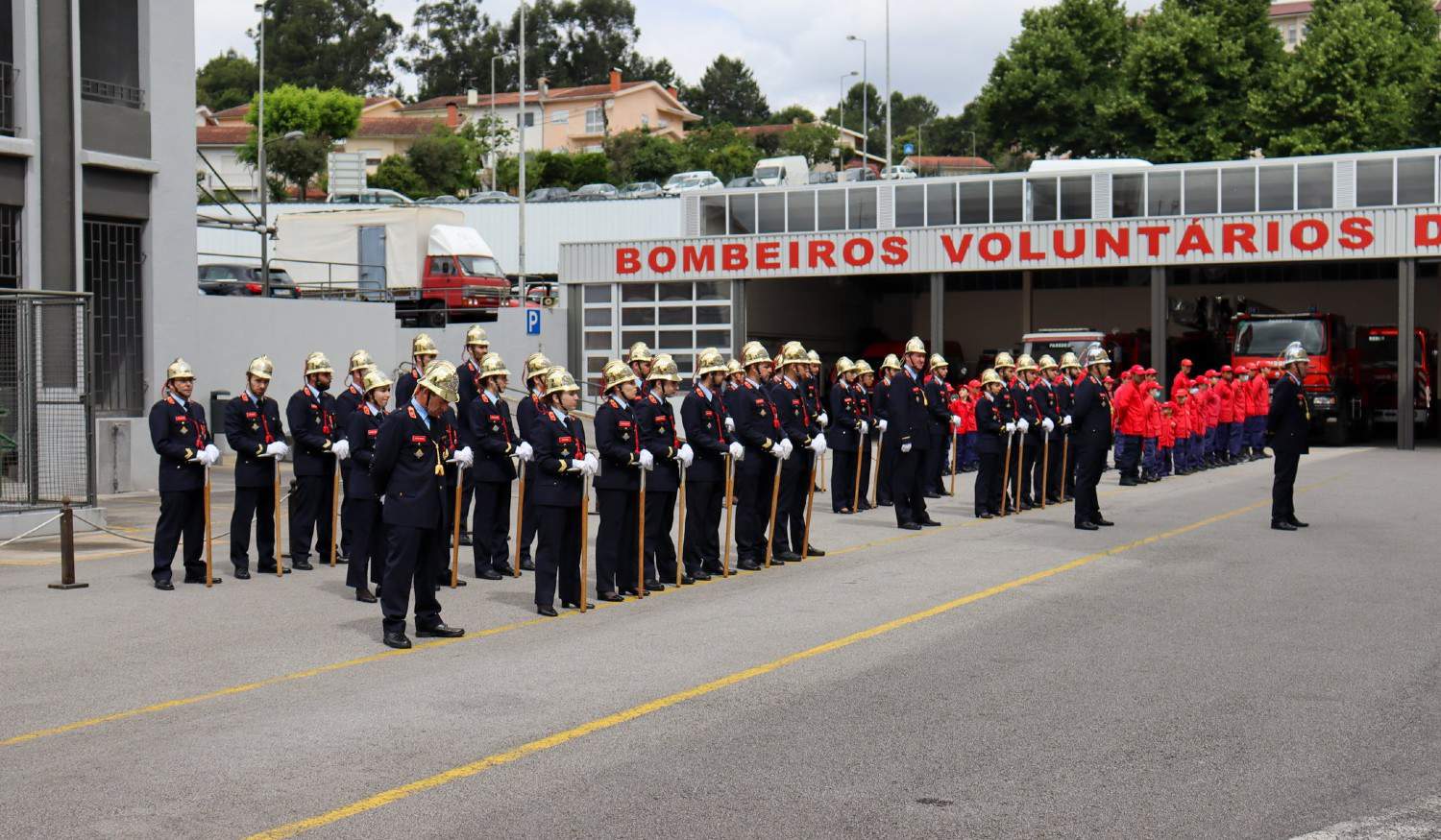 138 anos dos bombeiros de Paredes assinalados com inauguração das obras dos vestiários, balneários e camaratas femininas