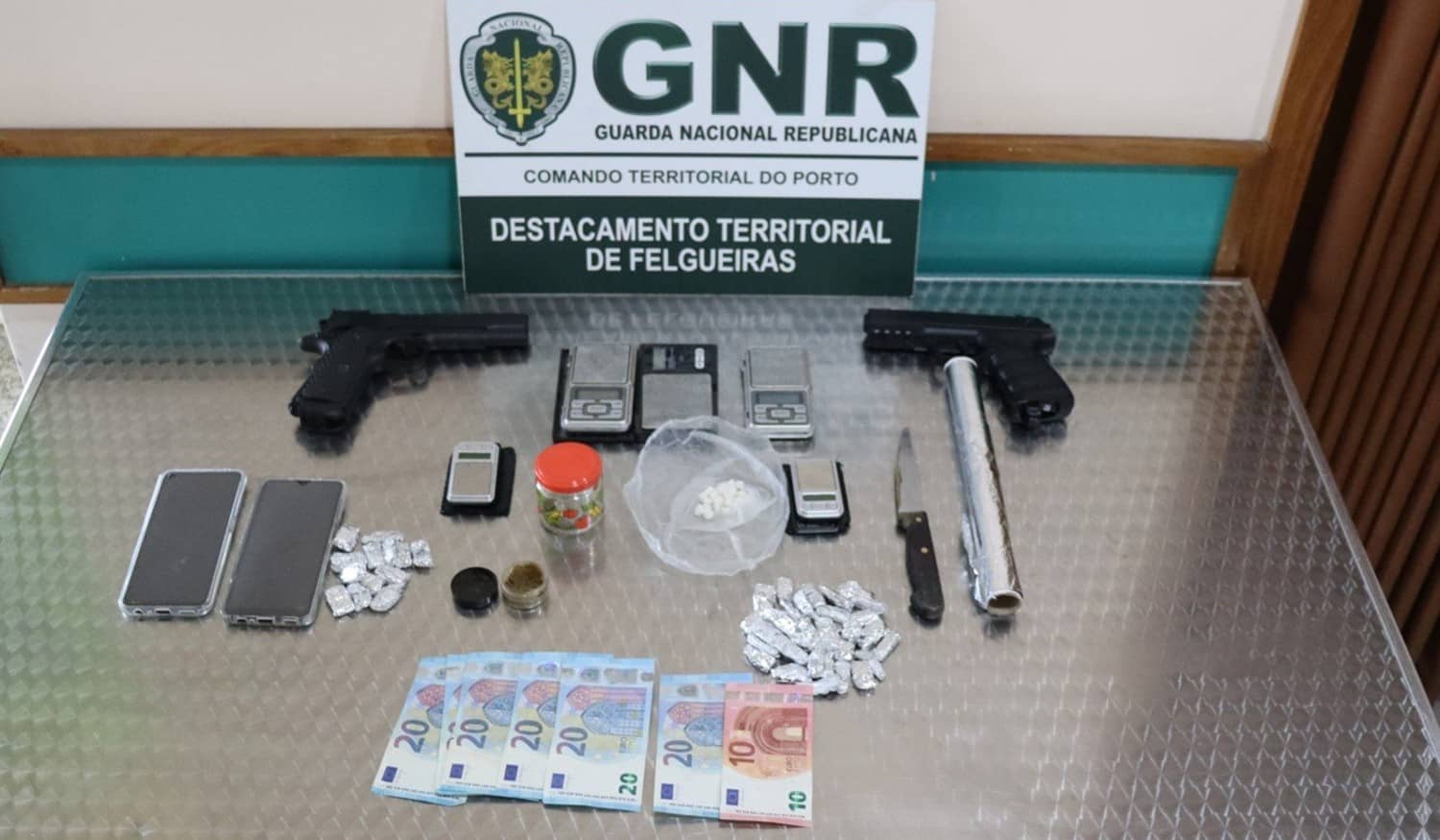 Felgueiras e Paços de Ferreira: GNR detém três pessoas por tráfico de estupefacientes