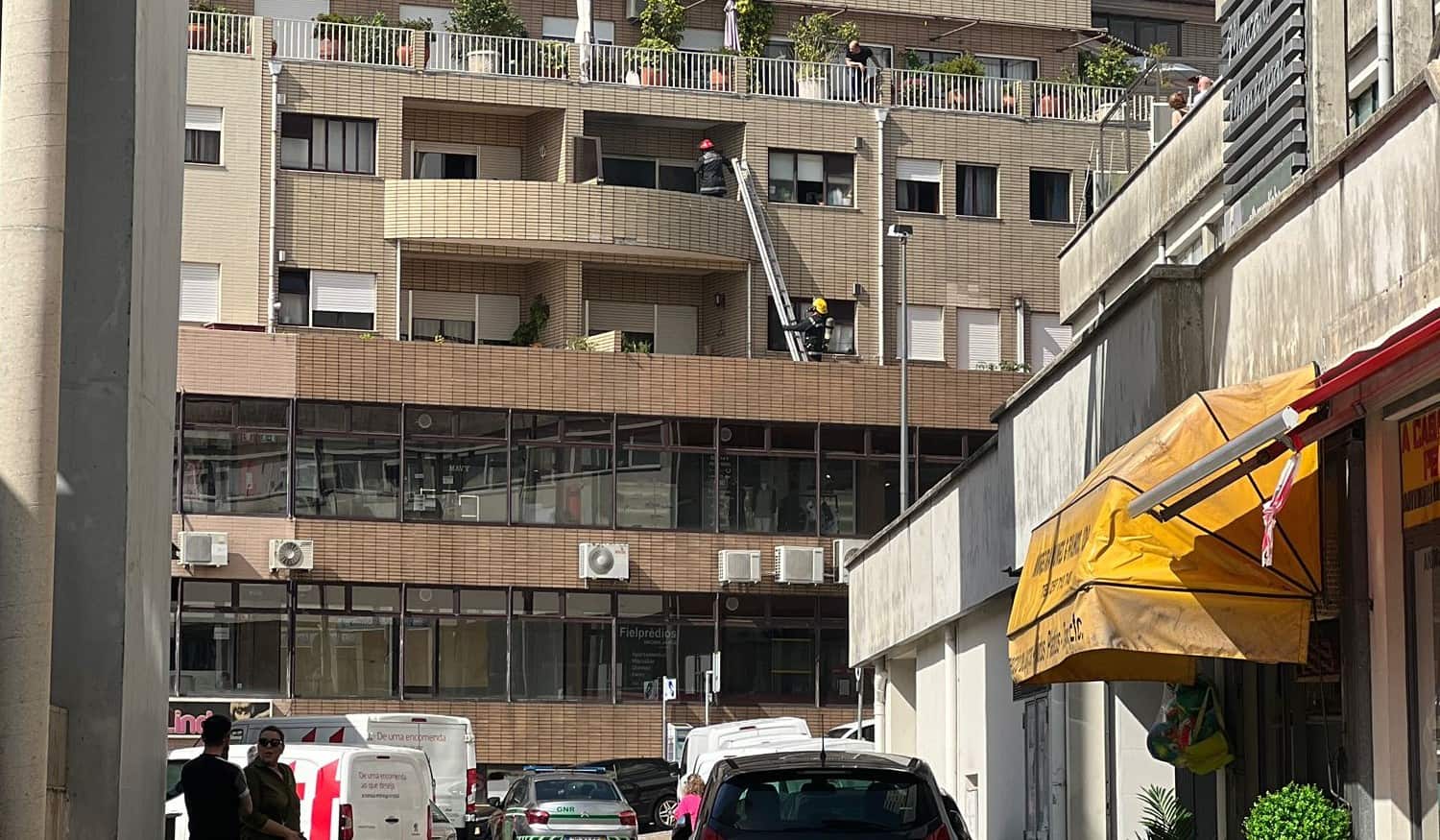 Incêndio deflagrou num apartamento do centro de Penafiel