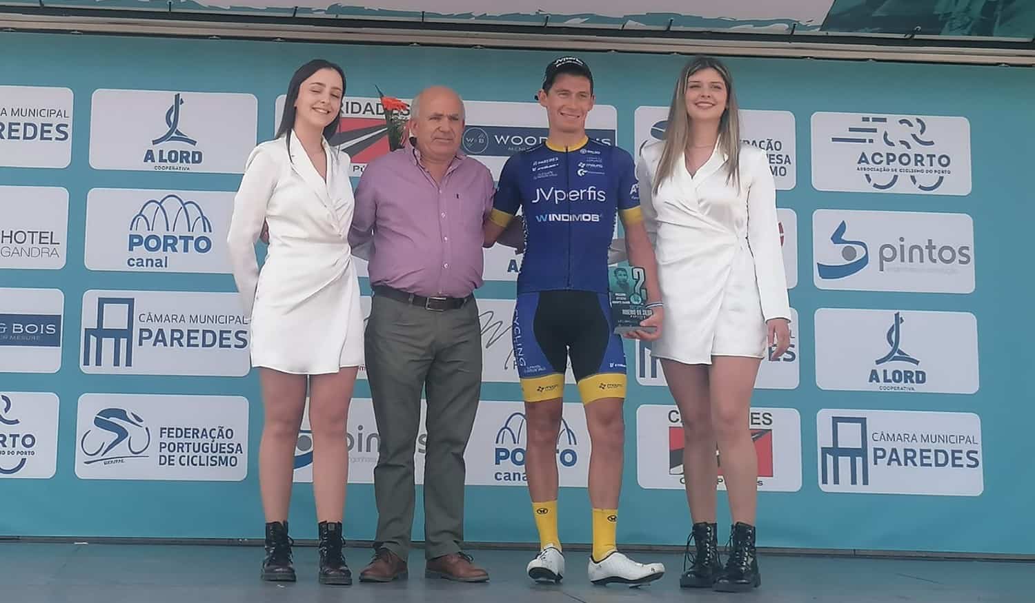 Equipa de Paredes alcança segundo lugar no Troféu Ribeiro da Silva