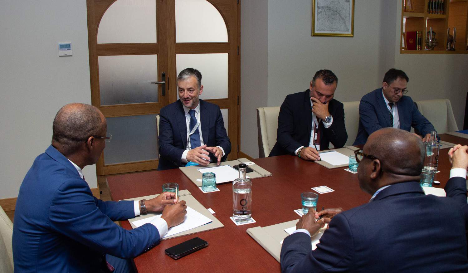 Cabo Verde quer formar trabalhadores em Paços de Ferreira