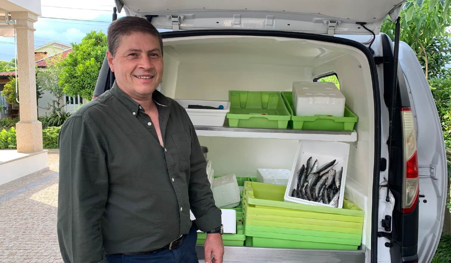 Há 16 anos Paulo Silva trocou a broa pelas sardinhas "que se querem pequeninas"