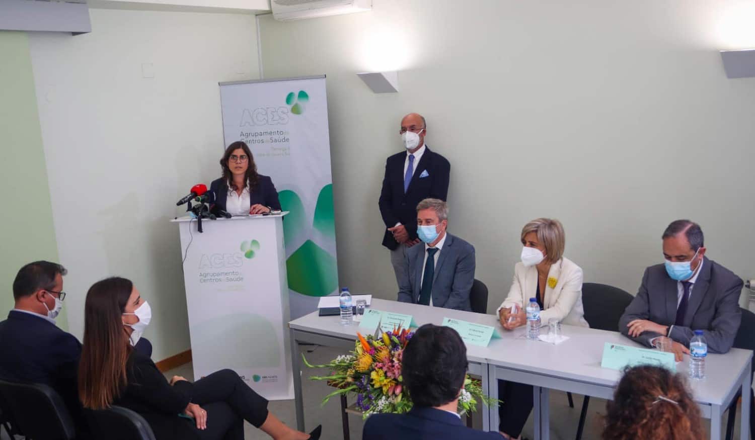 Ministra da Saúde assinou auto de transferência de competências com município de Castelo de Paiva