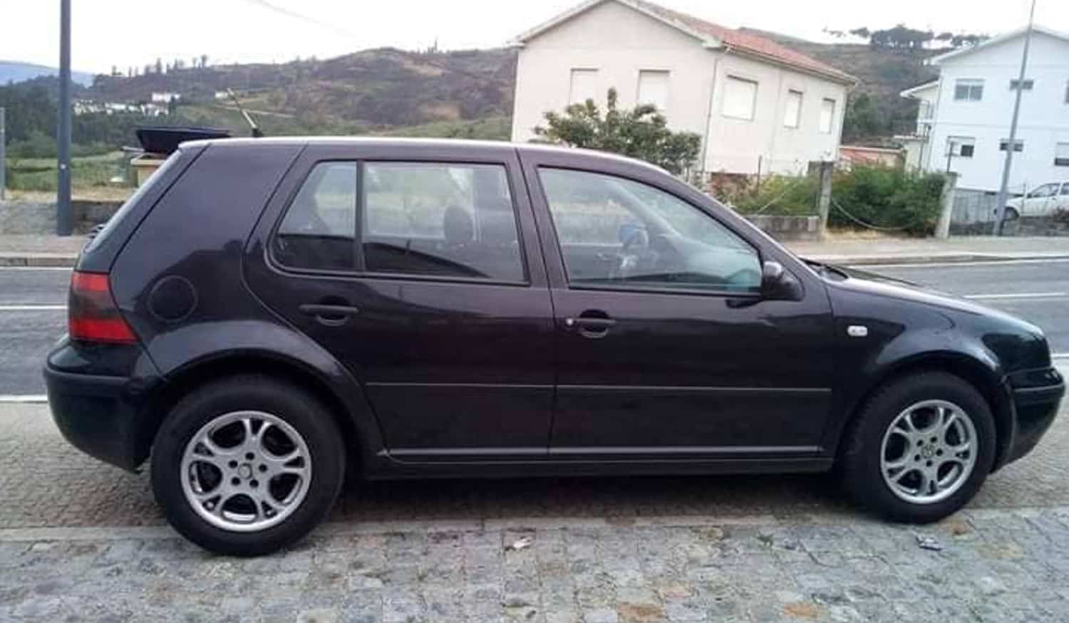 Carro foi furtado em Marco de Canaveses