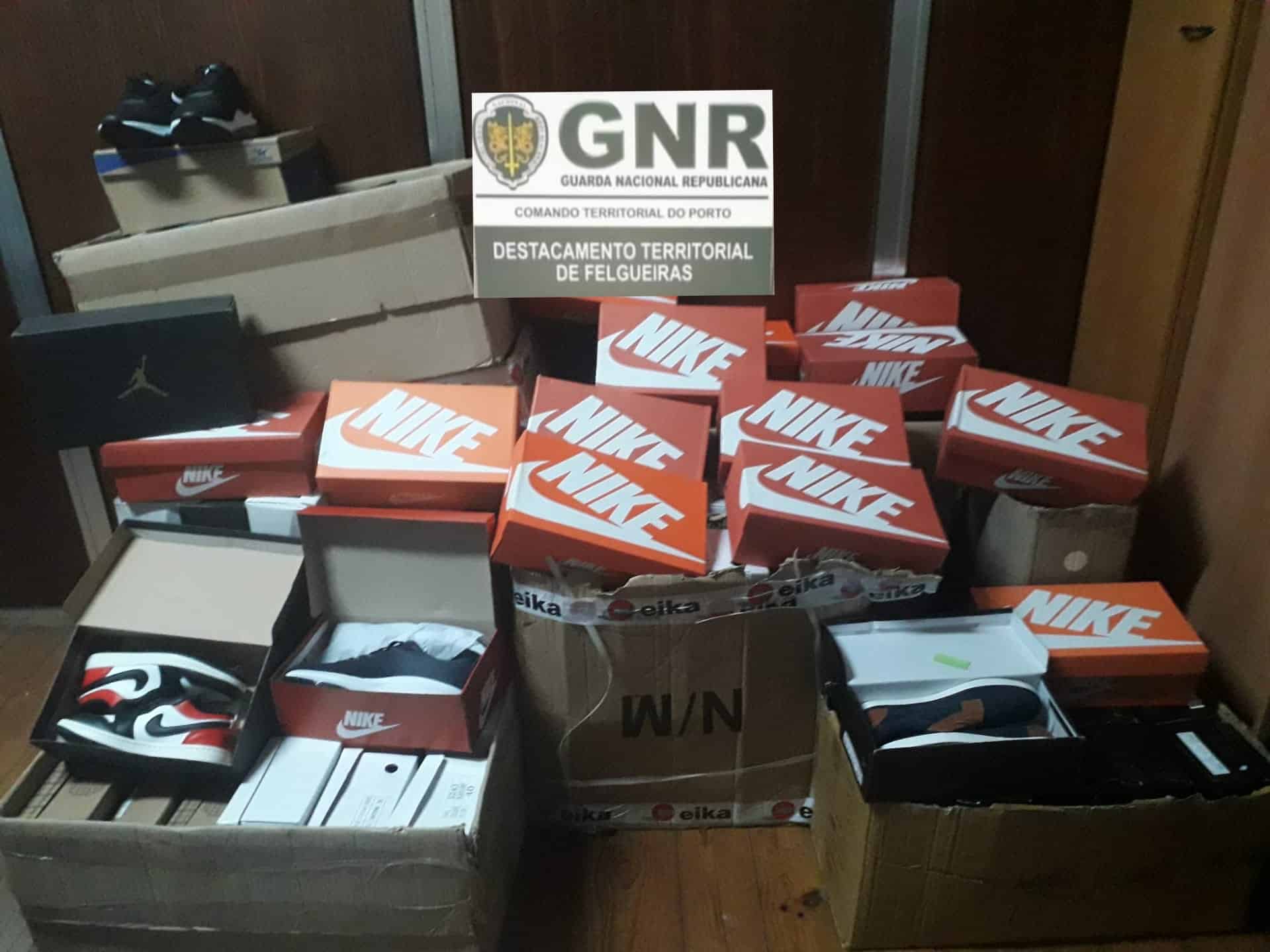 Homem constituído arguido por venda de artigos contrafeitos em Freamunde