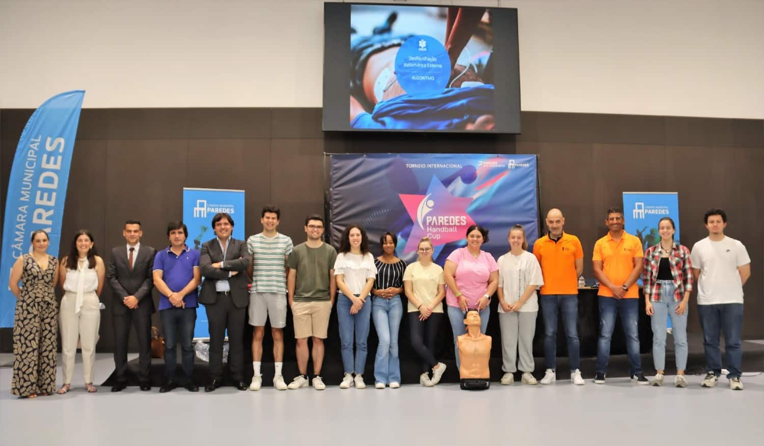 Voluntários do Torneio Paredes Handball Cup recebem curso de suporte básico de vida