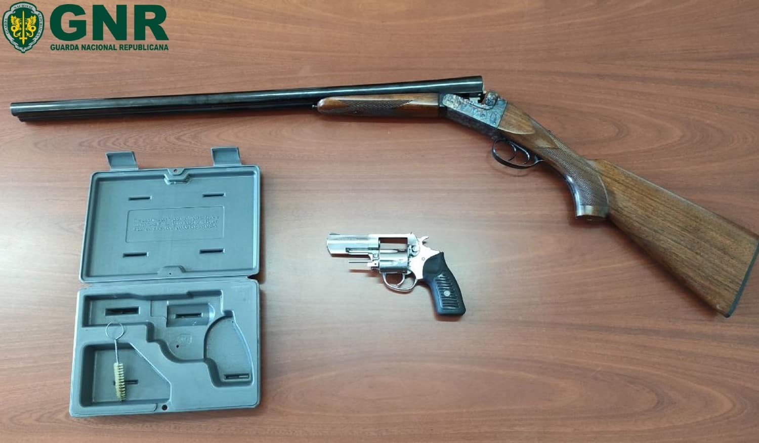 Penafiel: Apreendidas duas armas alegadamente usadas para ameaçar duas mulheres