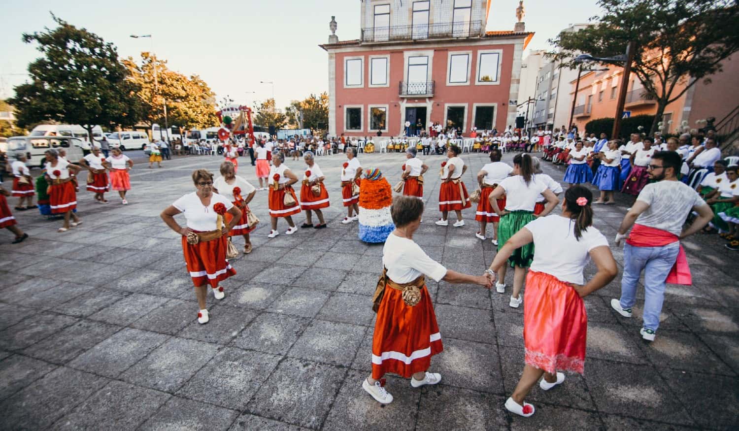 Marchas populares do Celorico a Mexer decorreram no Dia de S. Tiago