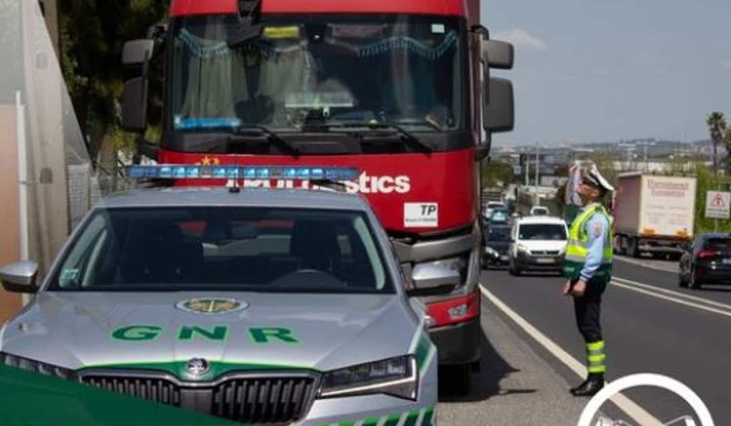 GNR registou 1.720 contraordenações na Operação "RoadPol - ECR Truck & Bus II"