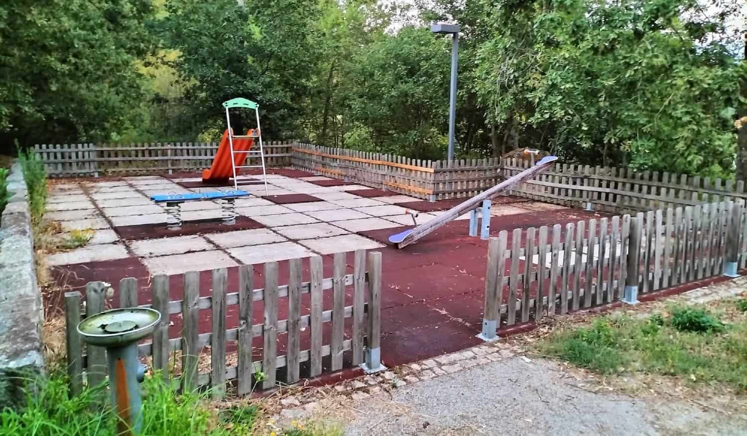 Penafiel: Obras de reparação do parque infantil de Abragão deverão iniciar na "próxima semana"