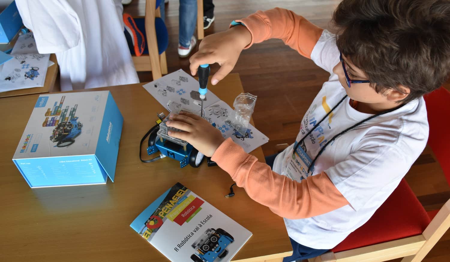 Alunos de Penafiel participam nas Olimpíadas da Programação e Robótica