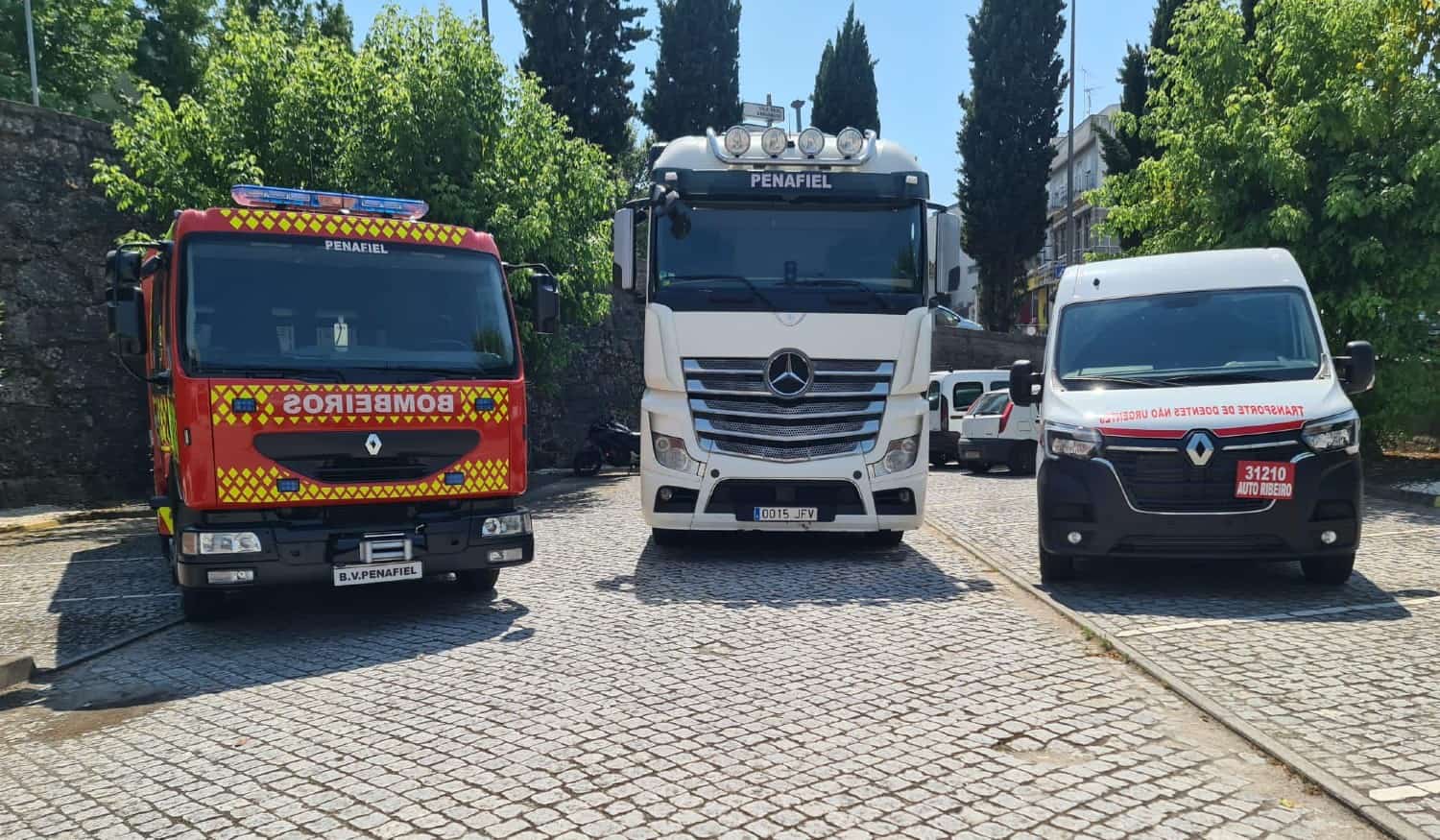 Bombeiros de Penafiel celebraram 141 anos com a bênção de três novas viaturas