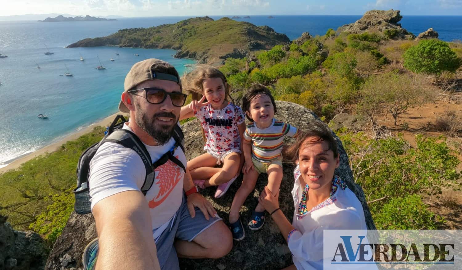 Marcelo Araújo emigrou para as Caraíbas e garante: "O que mais gosto é o clima e a segurança"