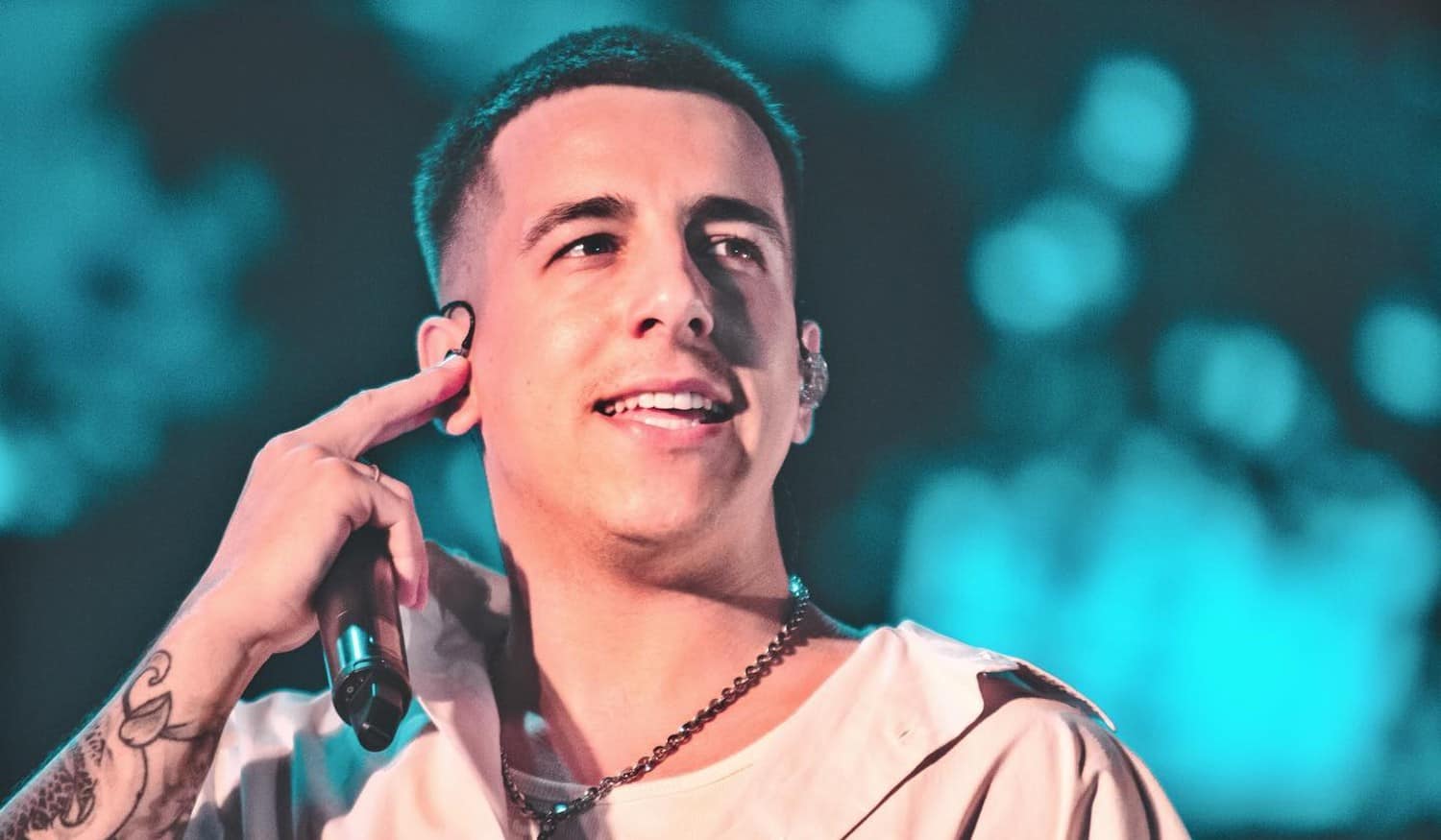 Fernando Daniel vai levar o público às "Voltas" na Agrival esta quarta-feira