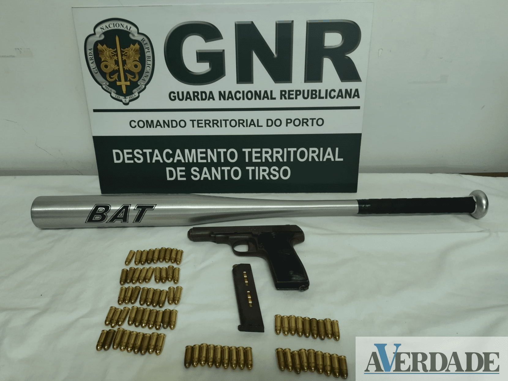 Homem de 40 anos detido em Valongo por posse ilegal de arma