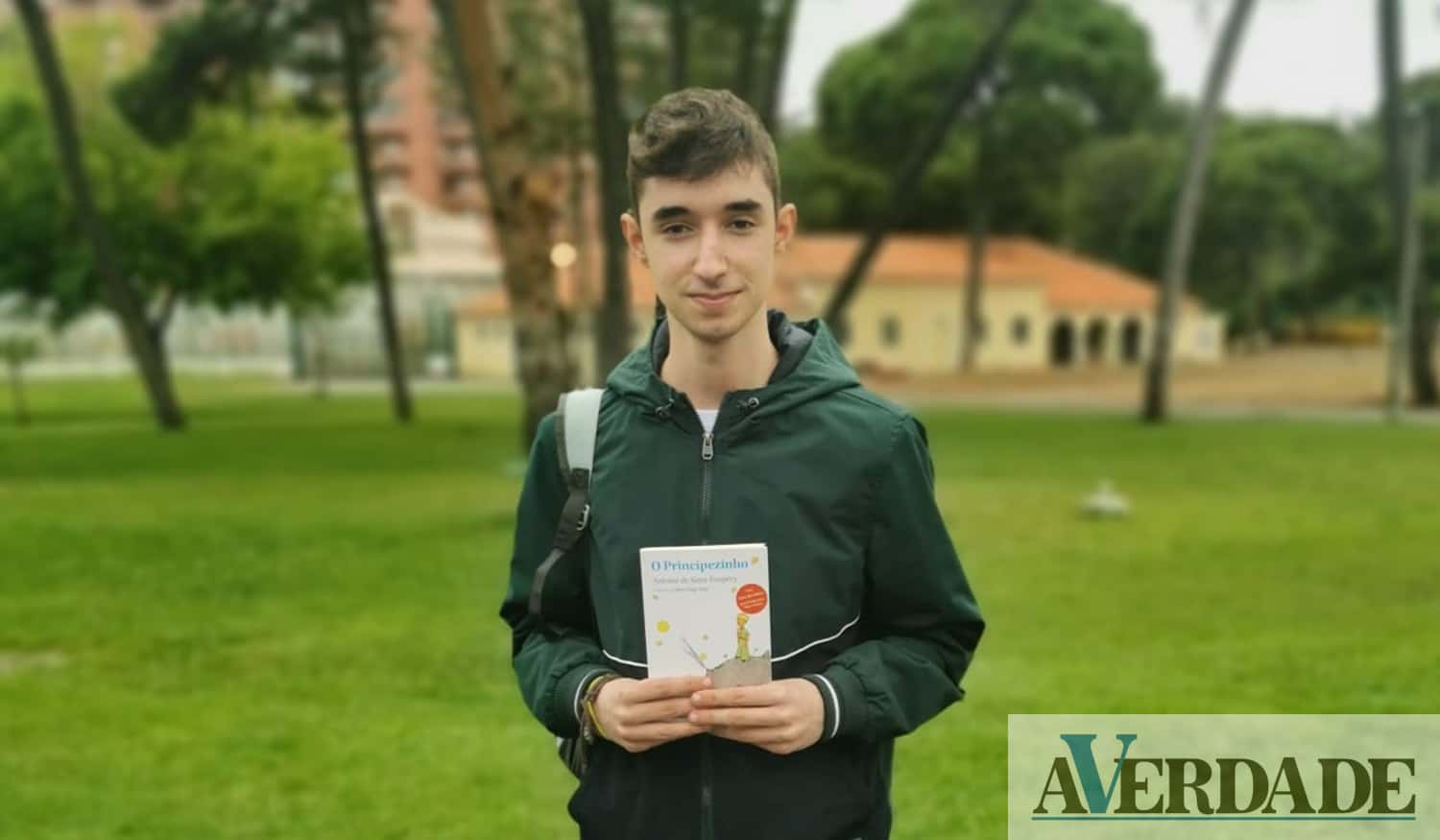 A paixão pelo teatro foi o pilar do sucesso escolar de Bruno Oliveira