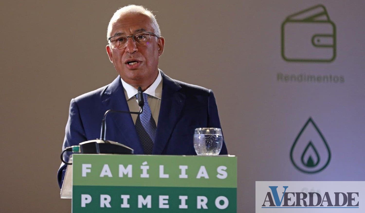 Governo vai atribuir 125 euros a cada cidadão com rendimento até 2.700 euros brutos mensais