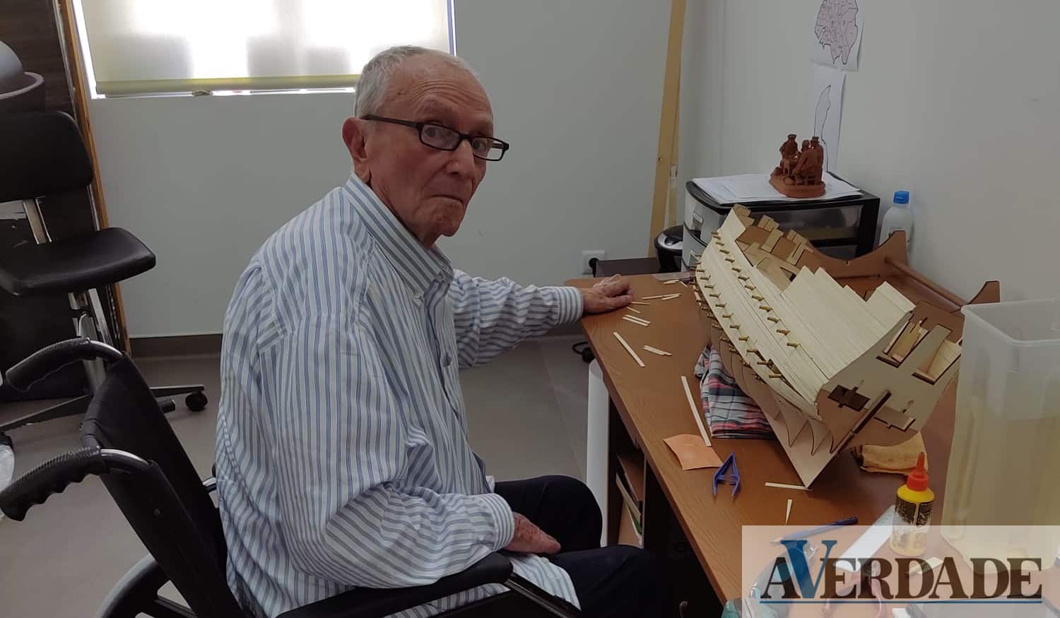 Amarante: Aos 92 anos José Dias dedica-se à construção de caravelas em madeira